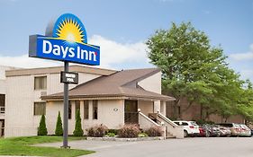 Days Inn By Wyndham Fallsview